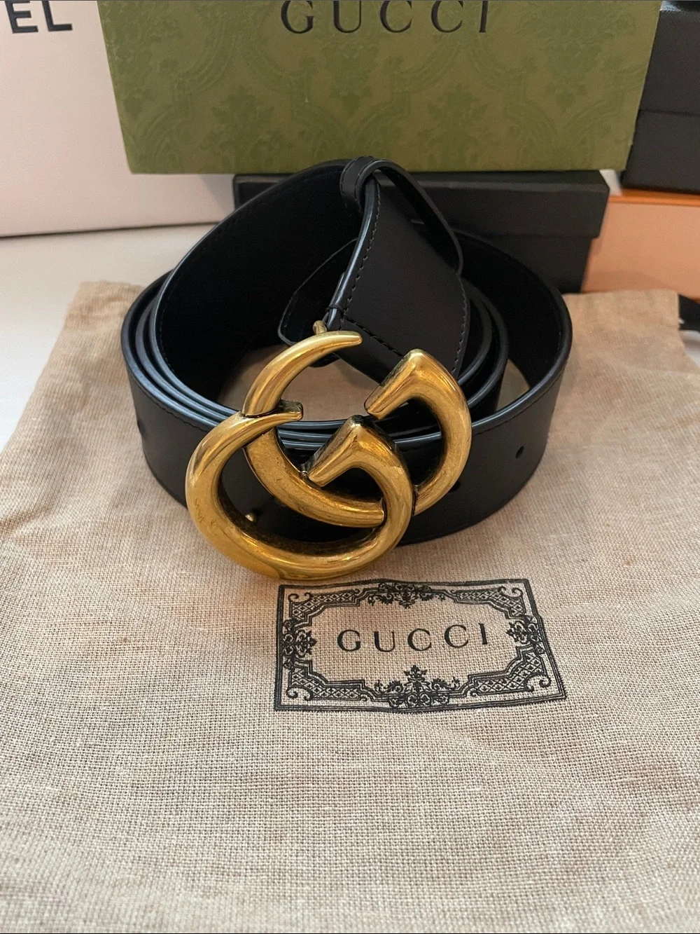 Authentic Gucci Marmont Black Leather Belt w Antique Gold Interlocking GG Buckle - Picture 1 of 9